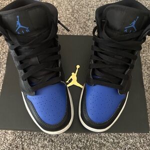 Air Jordan 1  Royal Blue